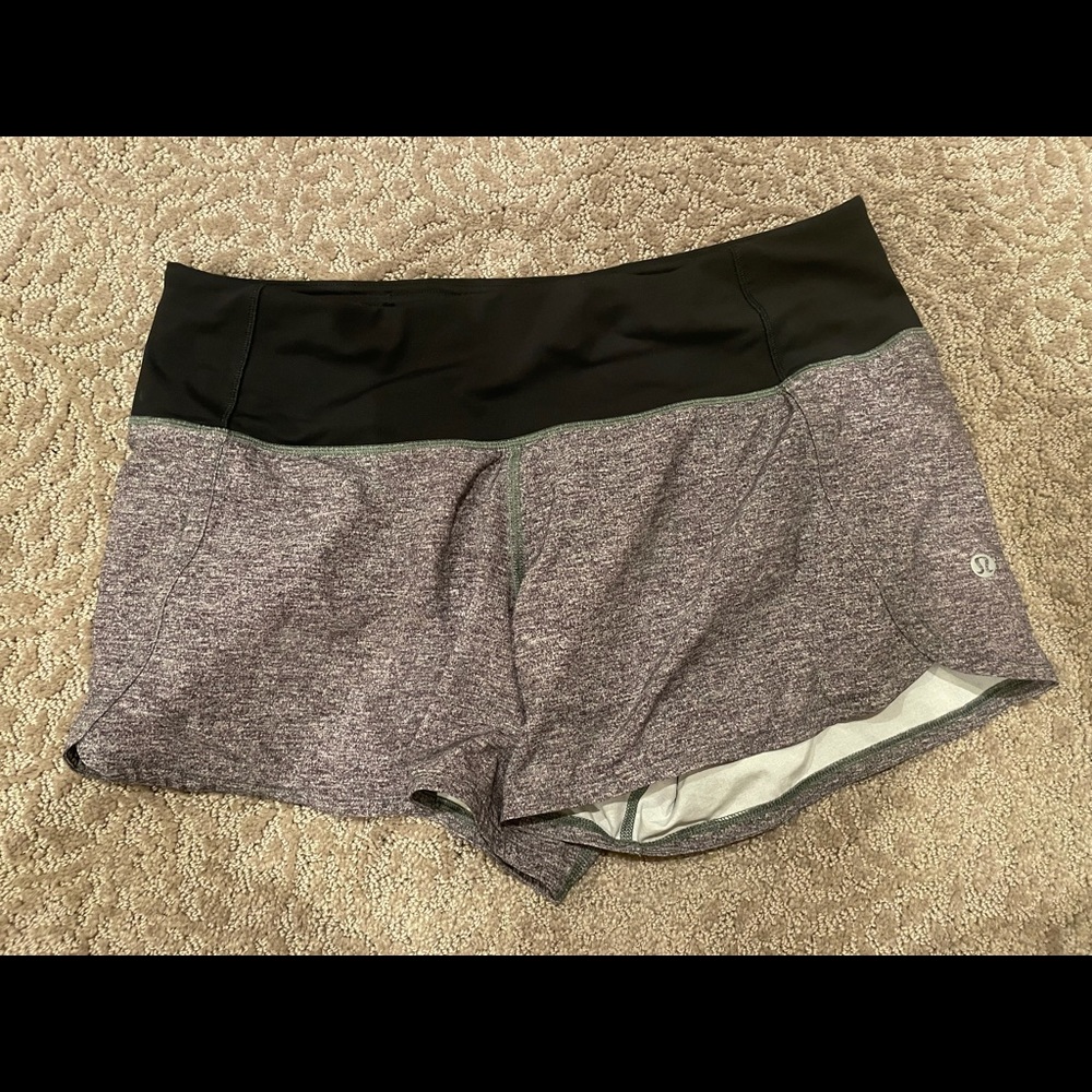 Lululemon Speed Up short size 6